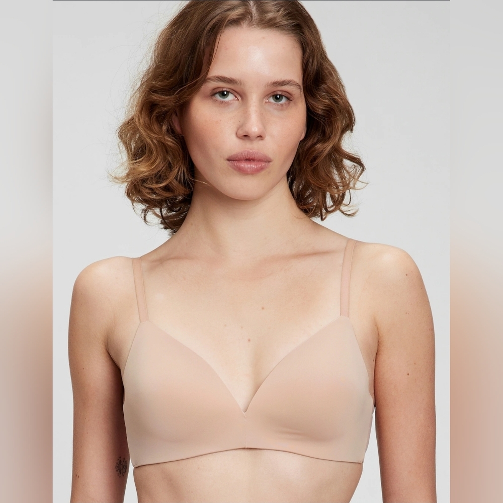 GAP Everyday Wireless Bra, Small 32B